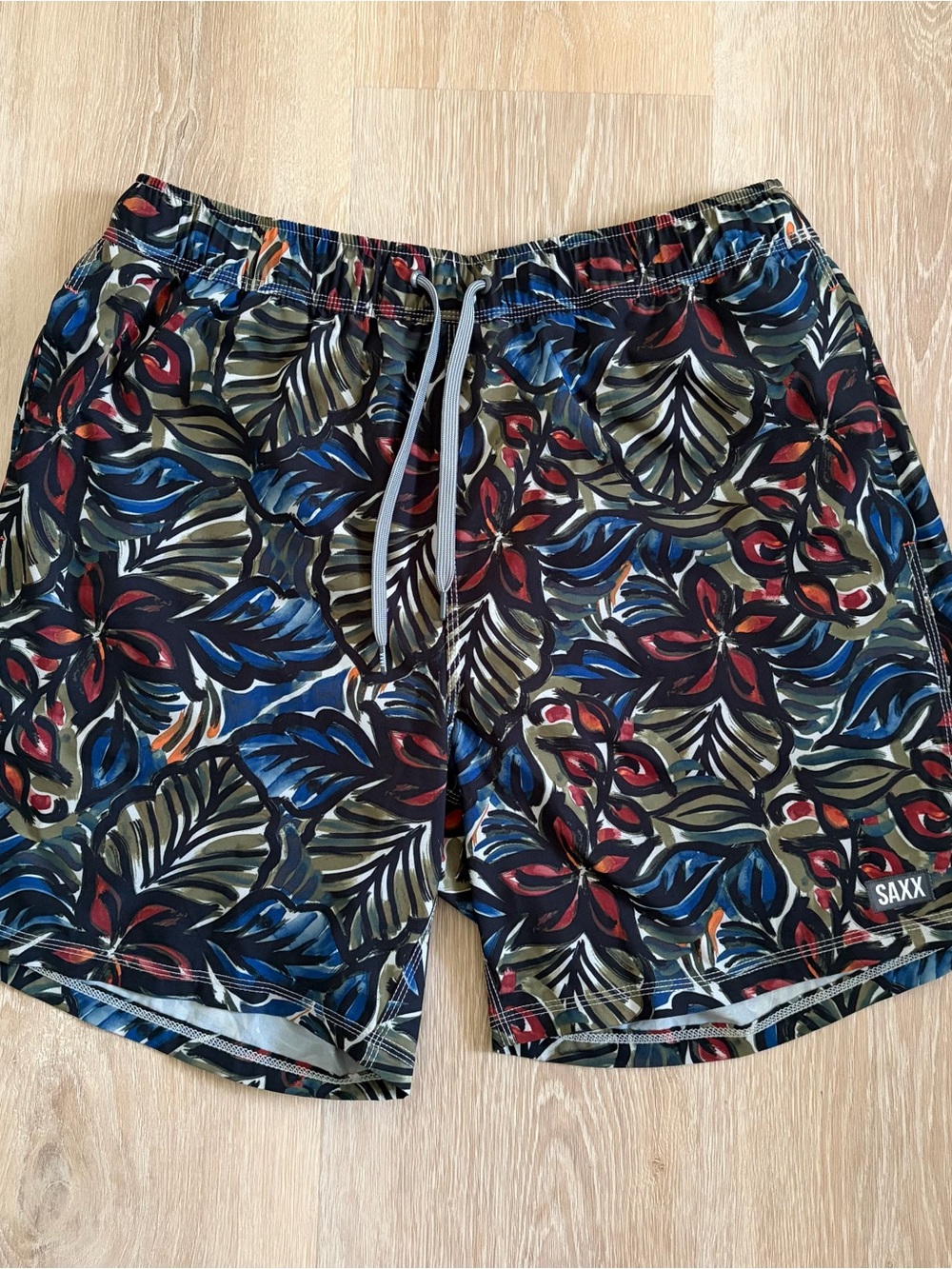 SAXX Men's Multicolor Tropical Swim Shorts - size XL
